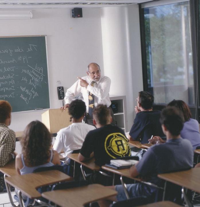 Professor Norman Proviser giving a lecture